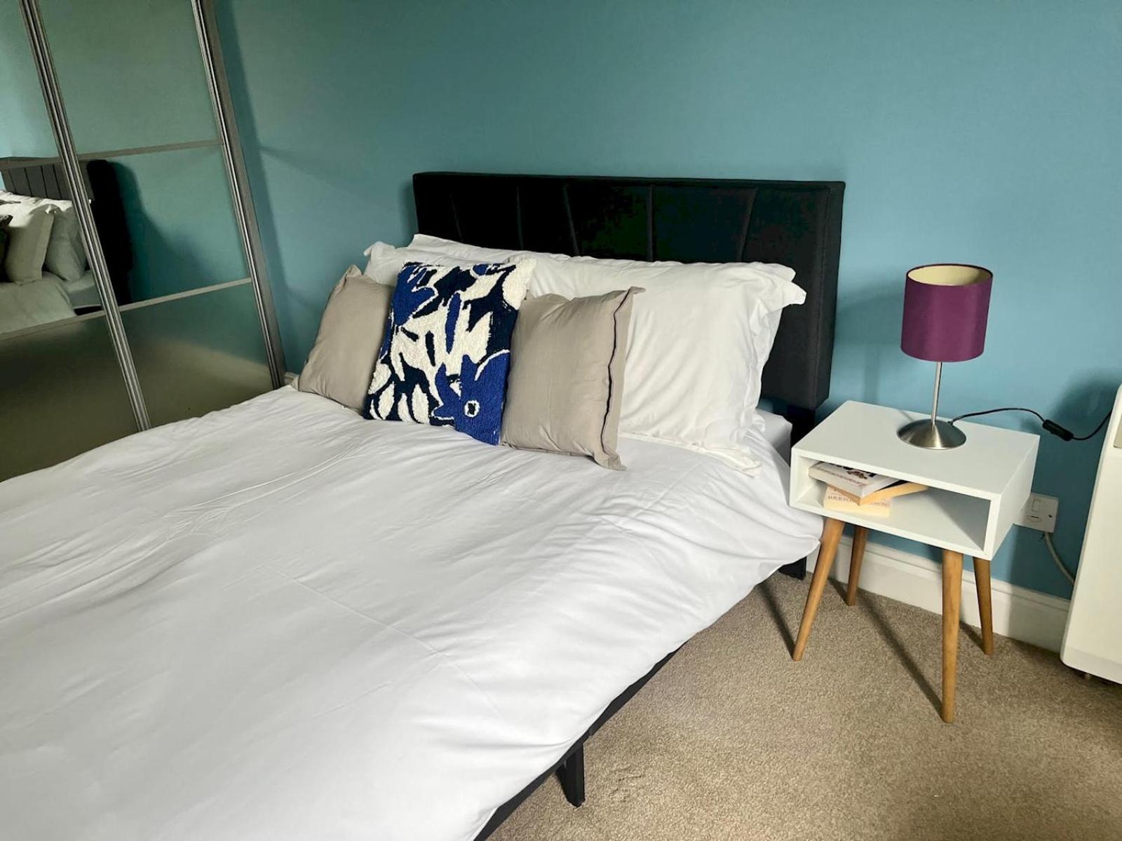 Apartment Stylish One Bed Flat Watford With Parking Pass The Keys *