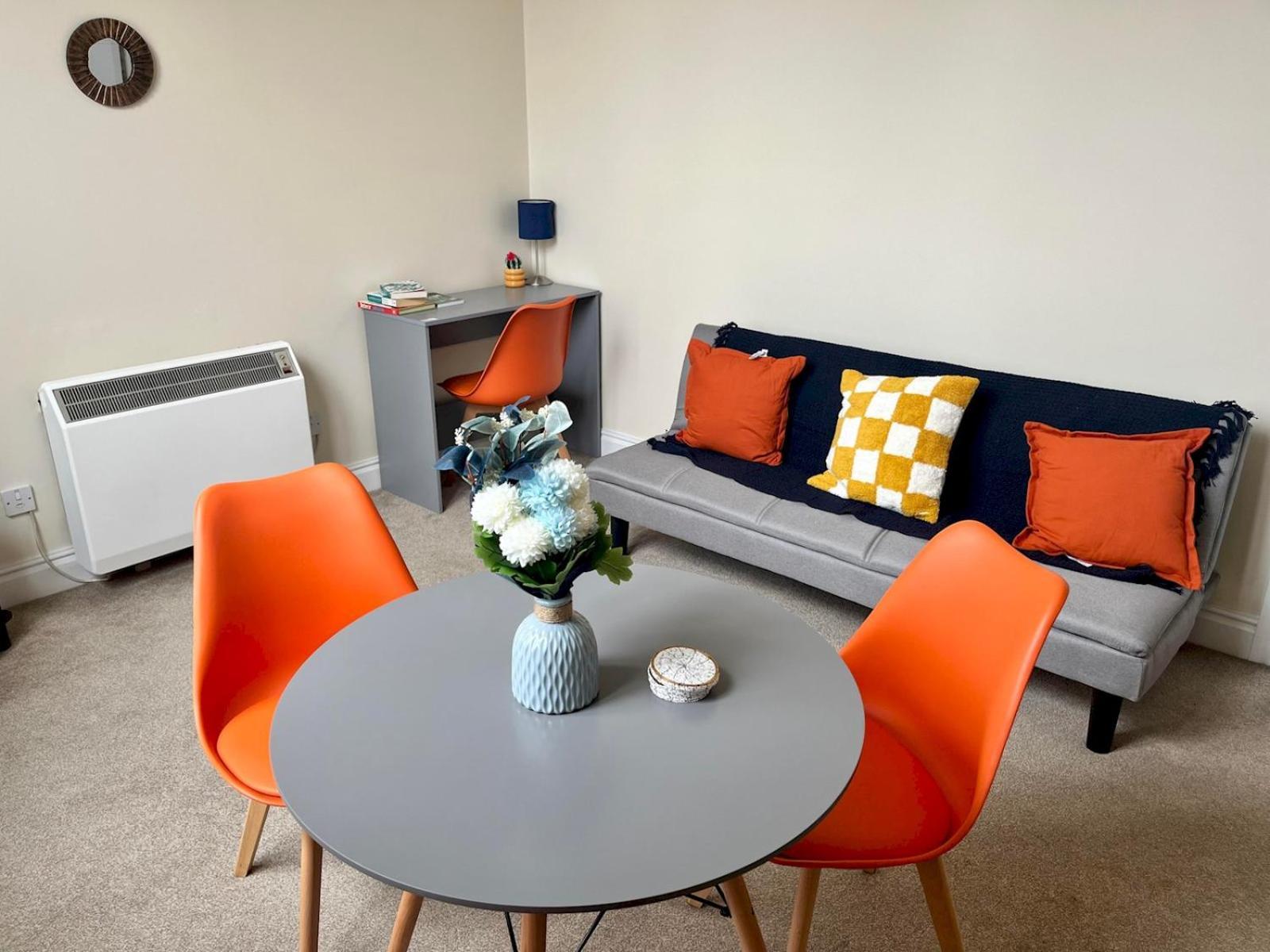 Stylish One Bed Flat Watford With Parking Pass The Keys