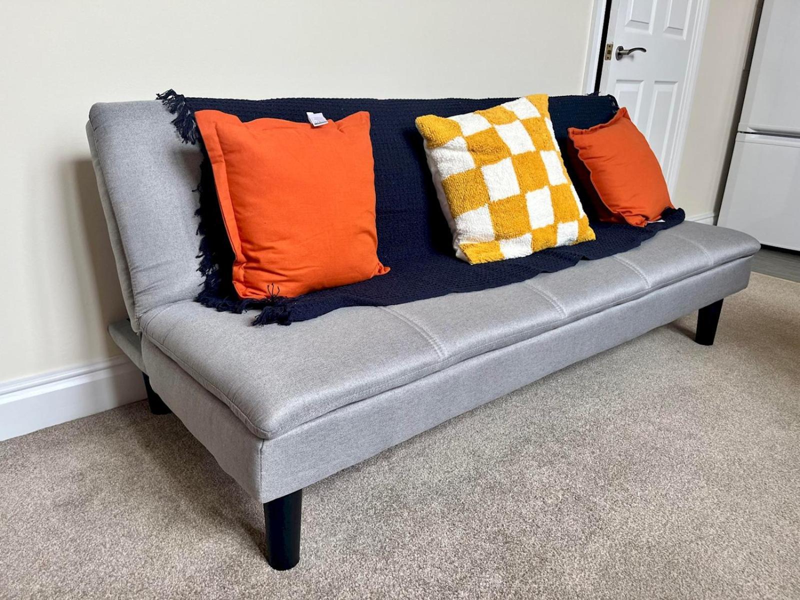 Stylish One Bed Flat Watford With Parking Pass The Keys Apartment *